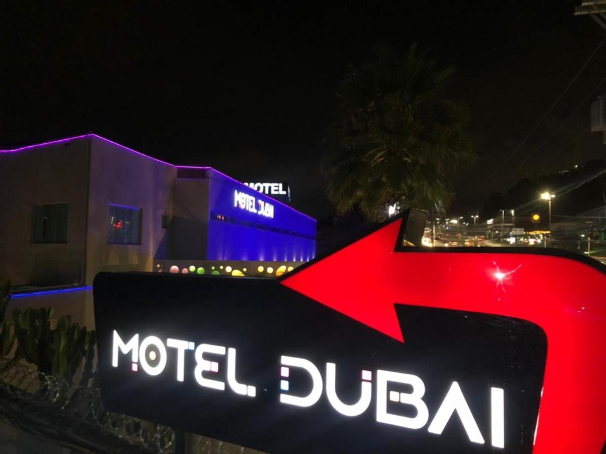 Motel Dubai Bh (Adults Only) เบโลโอรีซอนชี ภายนอก รูปภาพ