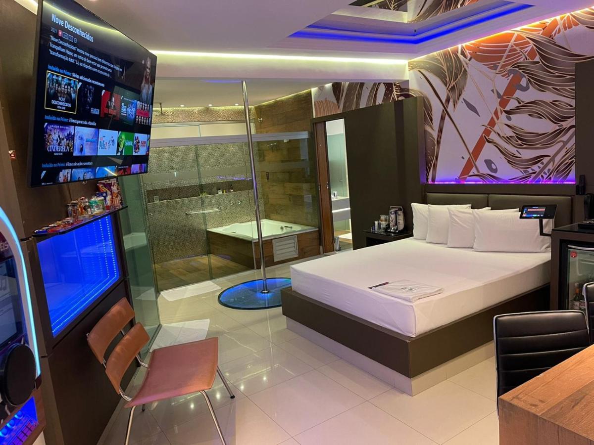 Motel Dubai Bh (Adults Only) เบโลโอรีซอนชี ภายนอก รูปภาพ