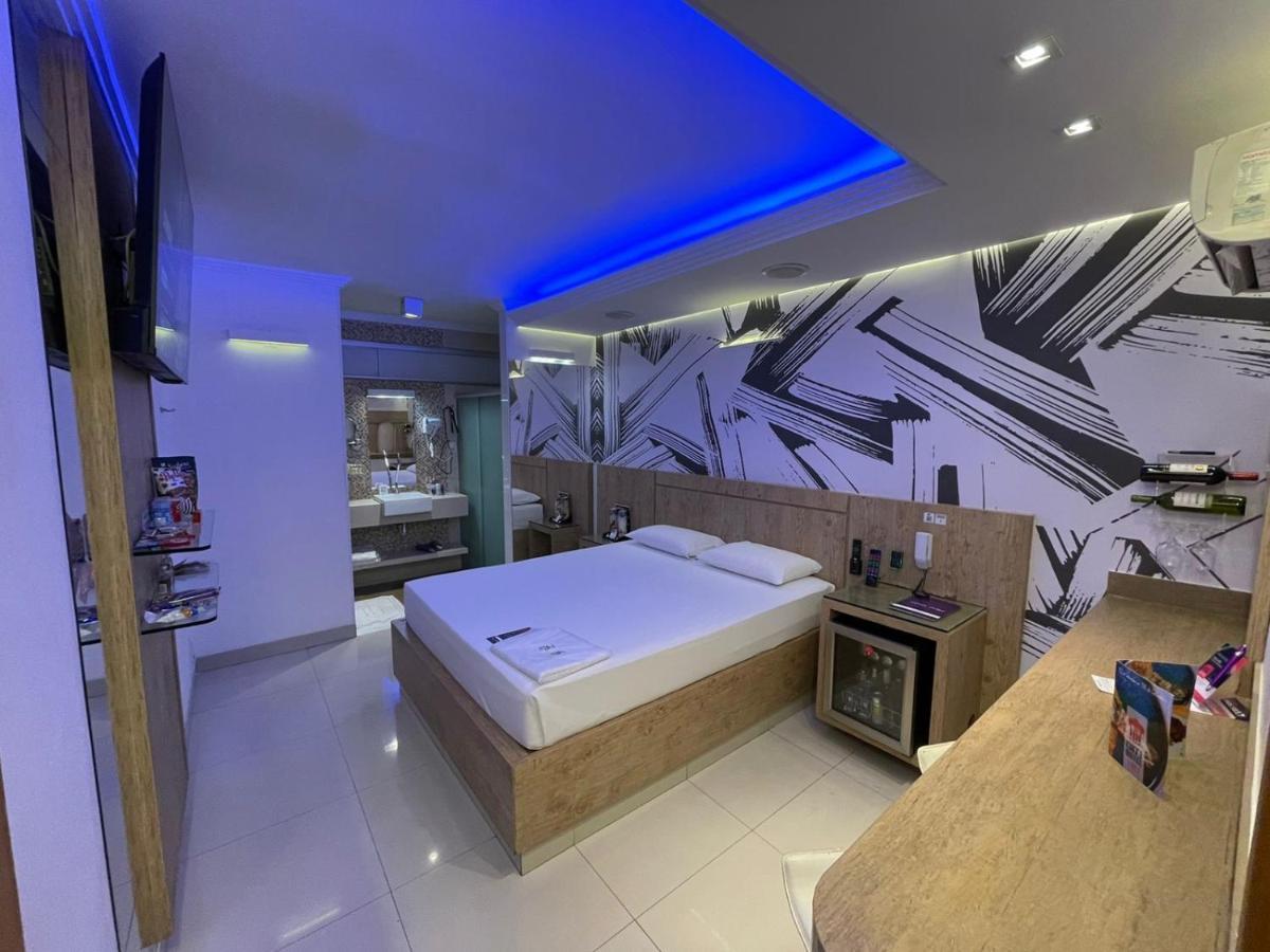 Motel Dubai Bh (Adults Only) เบโลโอรีซอนชี ภายนอก รูปภาพ