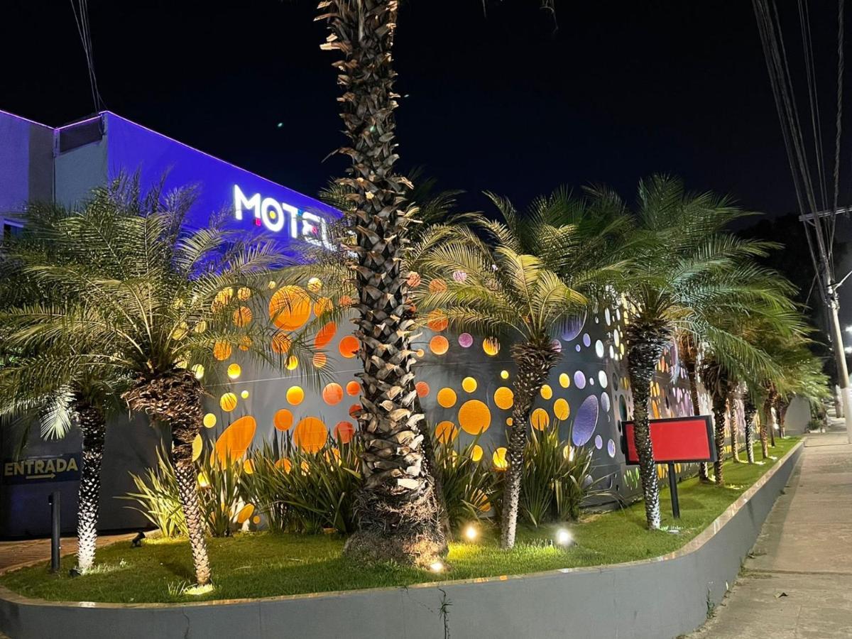 Motel Dubai Bh (Adults Only) เบโลโอรีซอนชี ภายนอก รูปภาพ