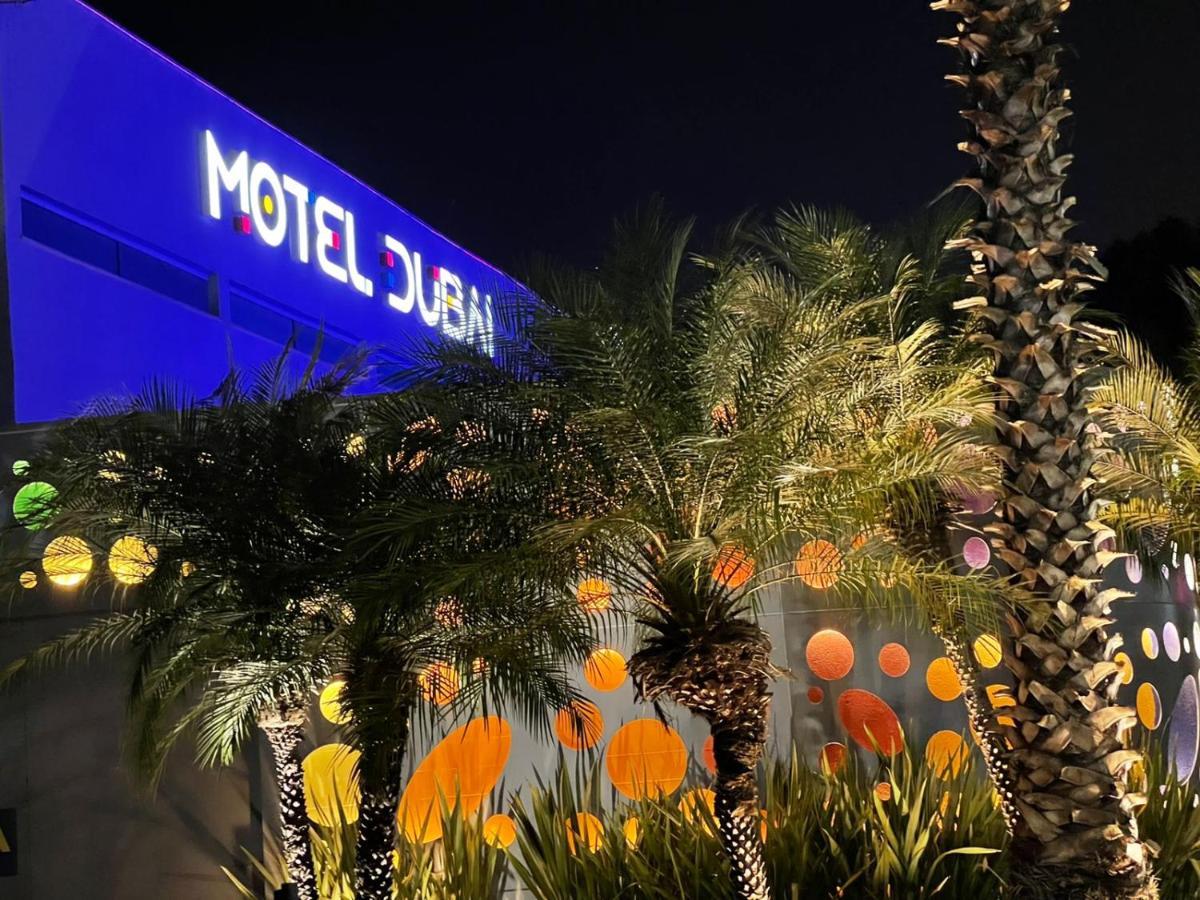 Motel Dubai Bh (Adults Only) เบโลโอรีซอนชี ภายนอก รูปภาพ