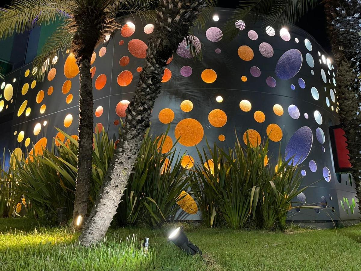 Motel Dubai Bh (Adults Only) เบโลโอรีซอนชี ภายนอก รูปภาพ
